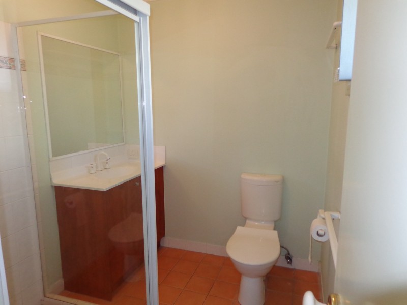 2/15 Abang Ave, Tanah Merah QLD 4128