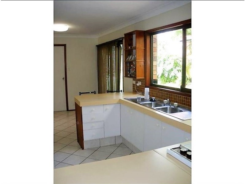 2 Drewie St, Rochedale South QLD 4123
