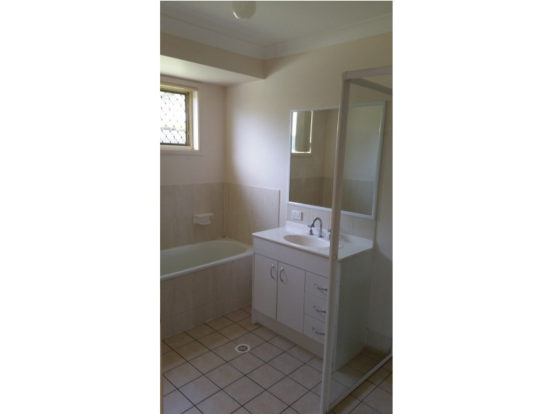 17 Saridakis Court, Goodna QLD 4300