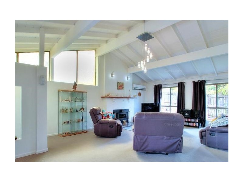 1 Eames Court, Springwood QLD 4127