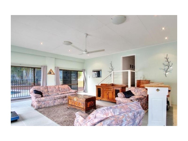 1 Eames Court, Springwood QLD 4127