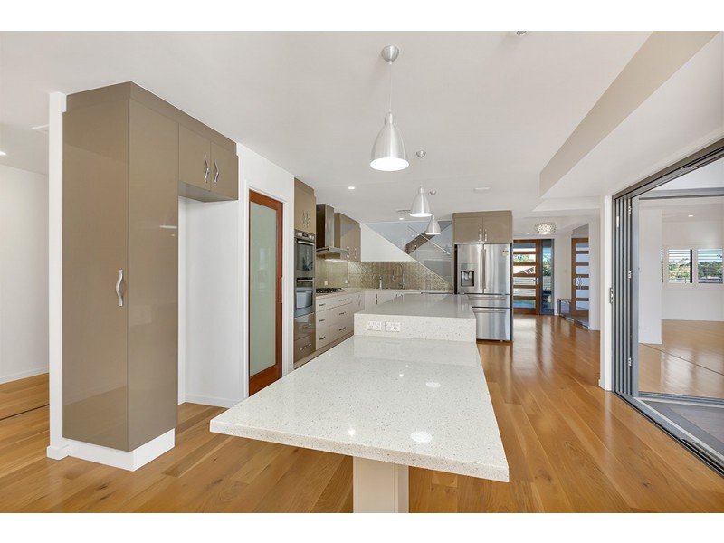 14 Chanel Court, Eight Mile Plains QLD 4113