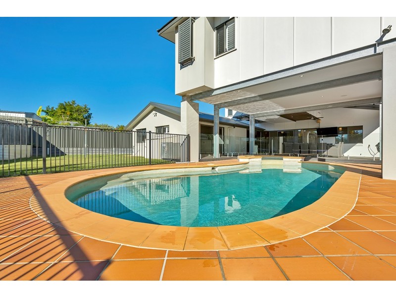 14 Chanel Court, Eight Mile Plains QLD 4113