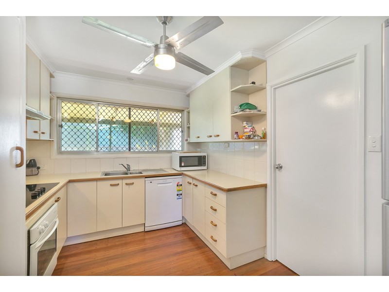 6 Romford Drive, Rochedale South QLD 4123