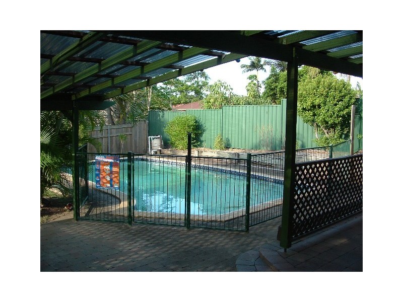 18 Kancoona Street, Rochedale South QLD 4123