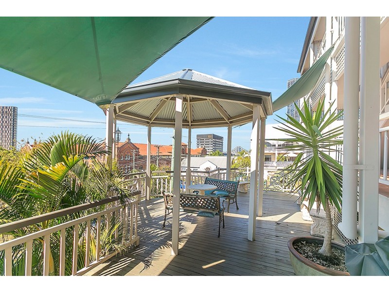 10/142 St Pauls Tce, Spring Hill QLD 4000