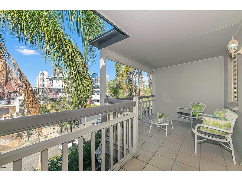 10/142 St Pauls Tce, Spring Hill QLD 4000