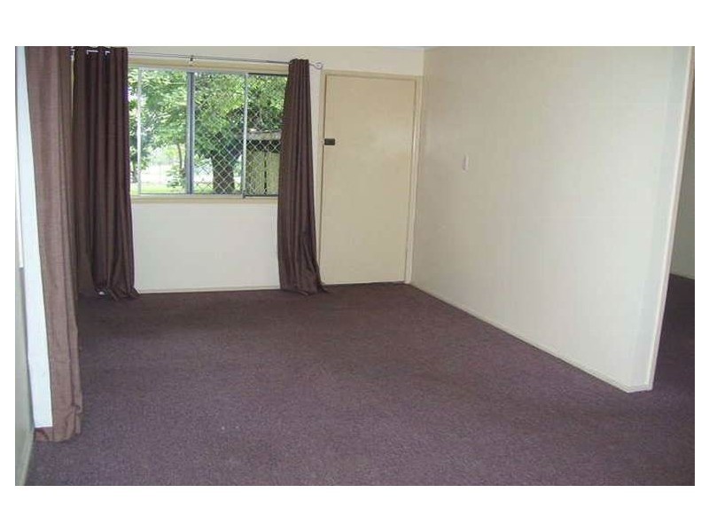 1/1/215 Old Logan Rd, Camira QLD 4300