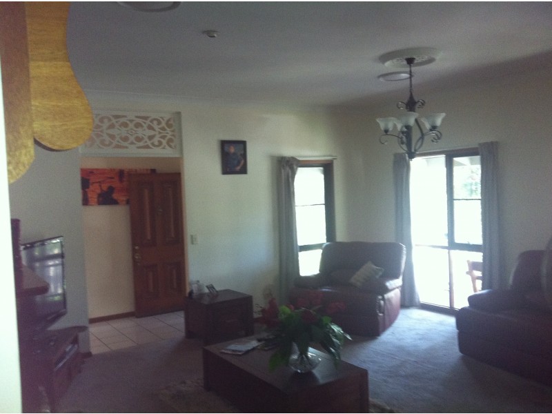 42 Tanah Merah, Tanah Merah QLD 4128