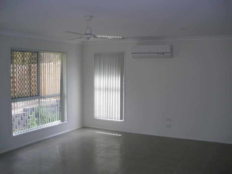 57 Sunridge Circuit, Bahrs Scrub QLD 4207