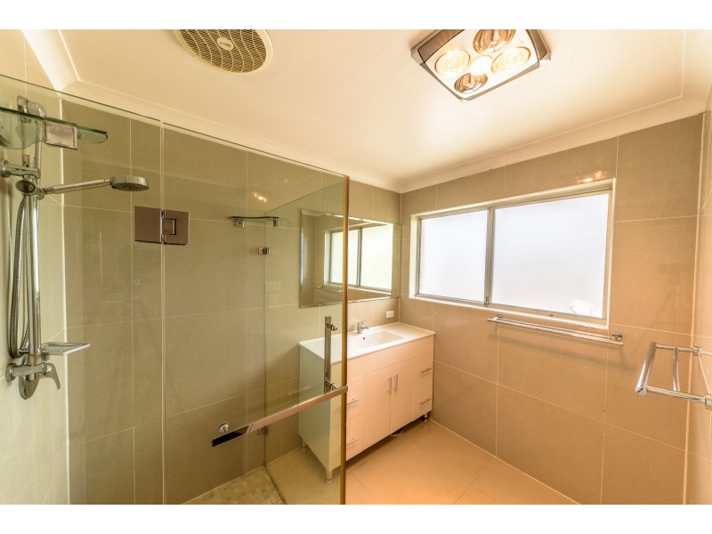 61 Barbaralla Drive, Springwood QLD 4127