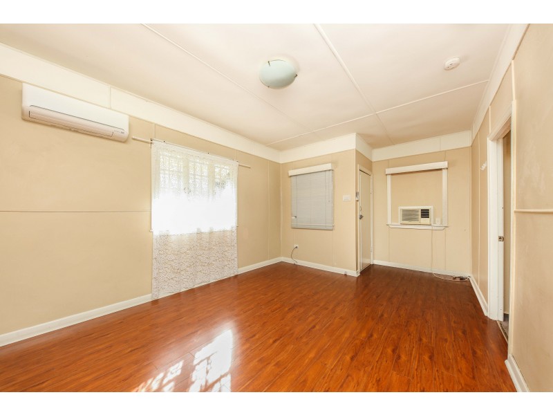 53 Broadwater Road, Mount Gravatt East QLD 4122