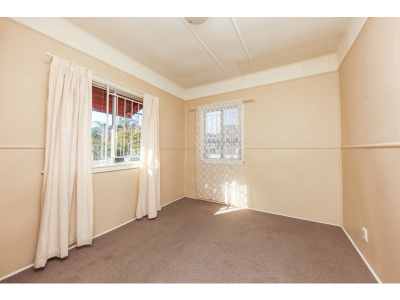 53 Broadwater Road, Mount Gravatt East QLD 4122