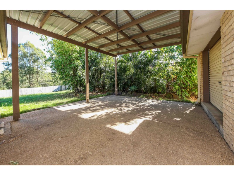 35 Lake Cootharaba Place, Logan Reserve QLD 4133