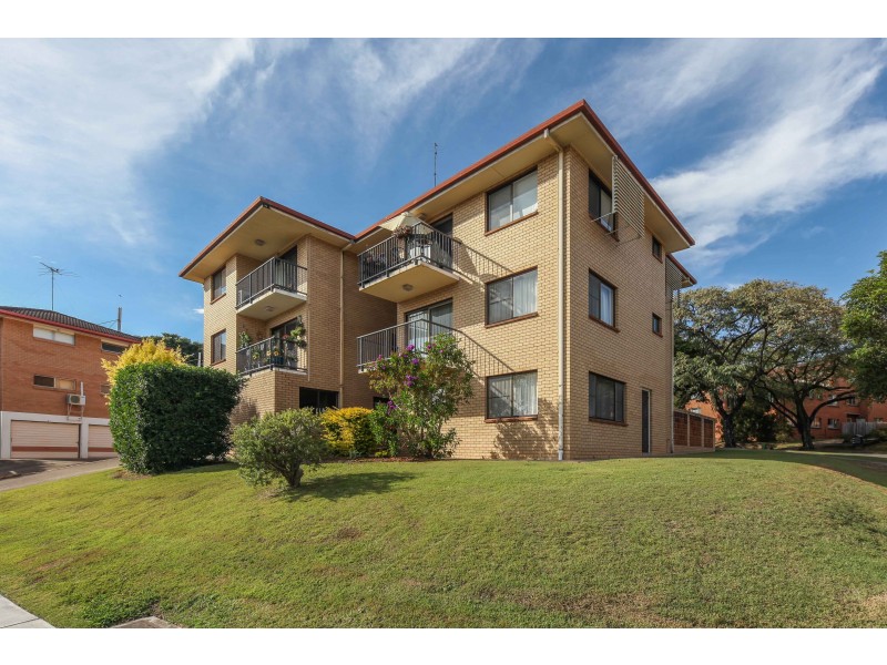 2/2 Raintree Street, Mansfield QLD 4122