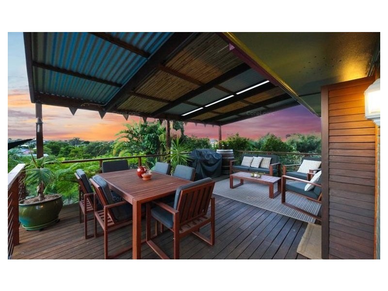 153 Wanda Road, Upper Mount Gravatt QLD 4122