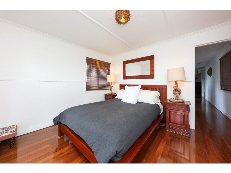 153 Wanda Road, Upper Mount Gravatt QLD 4122