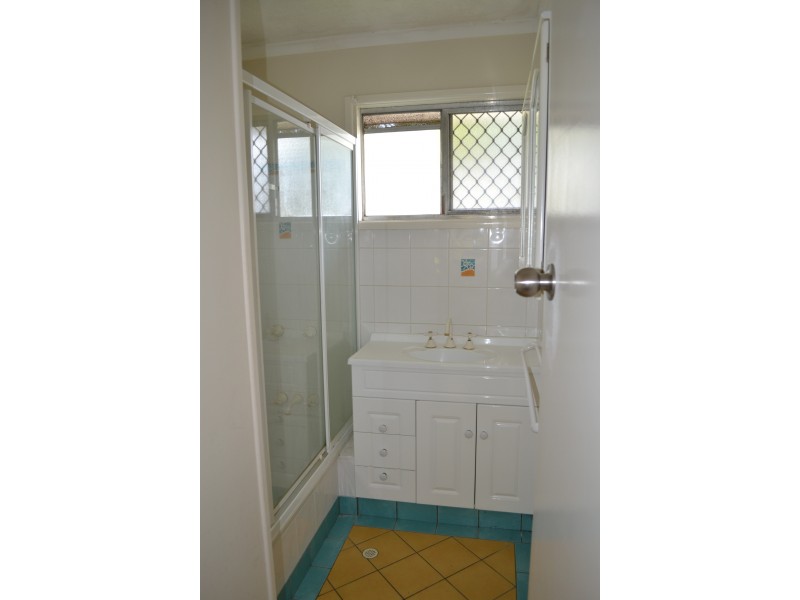 8 Louise Street, Underwood QLD 4119