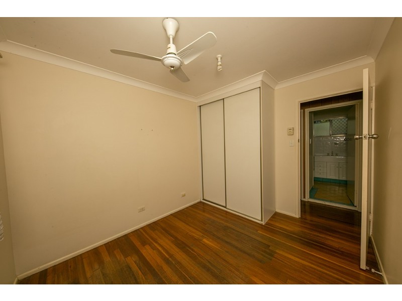 8 Louise Street, Underwood QLD 4119