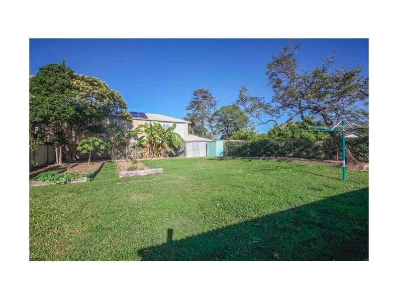 83 Broadwater Road, Mount Gravatt East QLD 4122