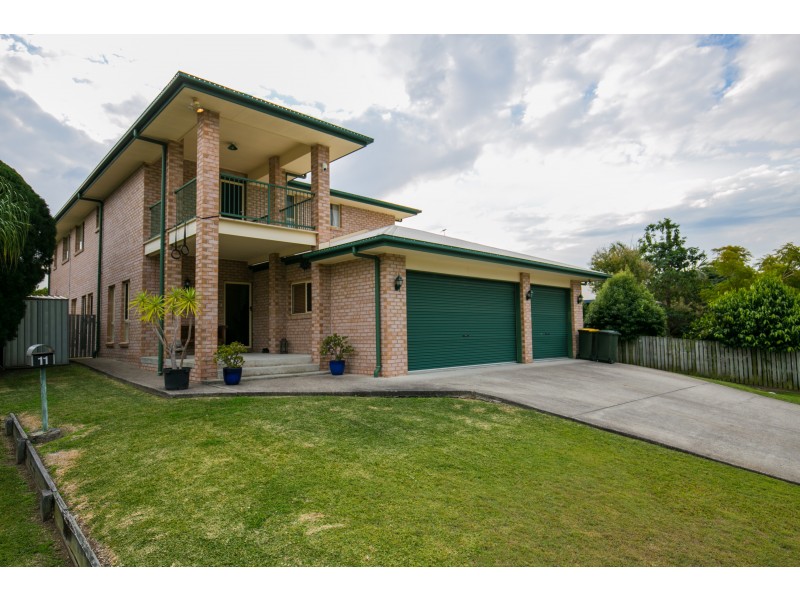 11 Pleasant Place, Wishart QLD 4122