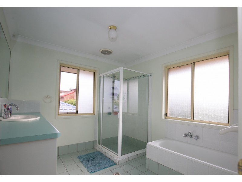 11 Pleasant Place, Wishart QLD 4122