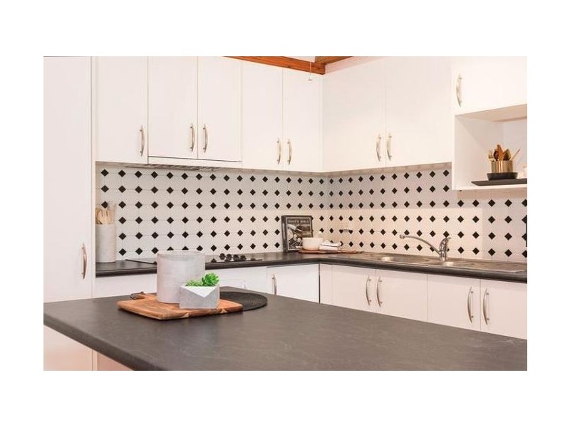 1/3 Fulton street, Wishart QLD 4122