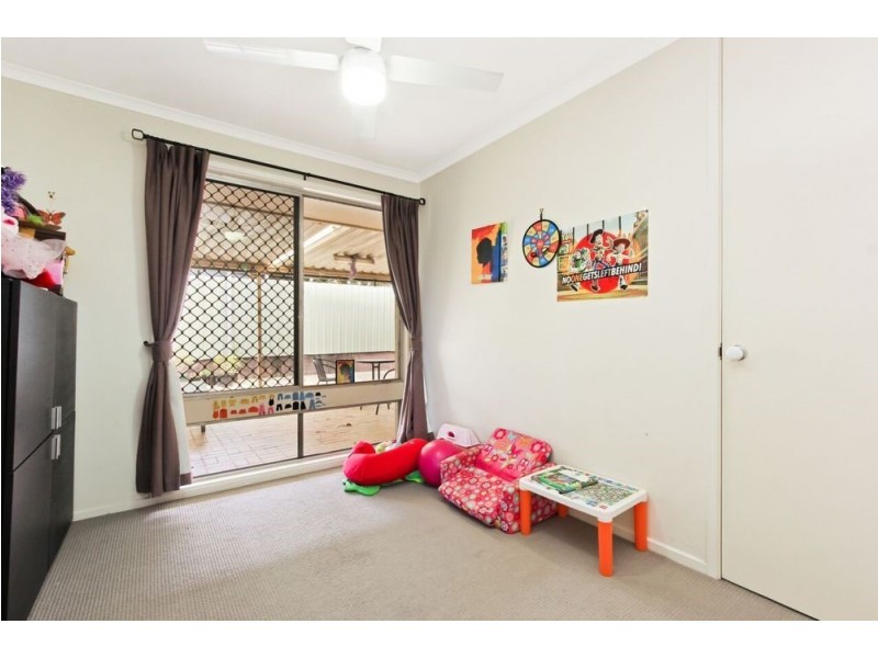 525 Broadwater Road, Mansfield QLD 4122