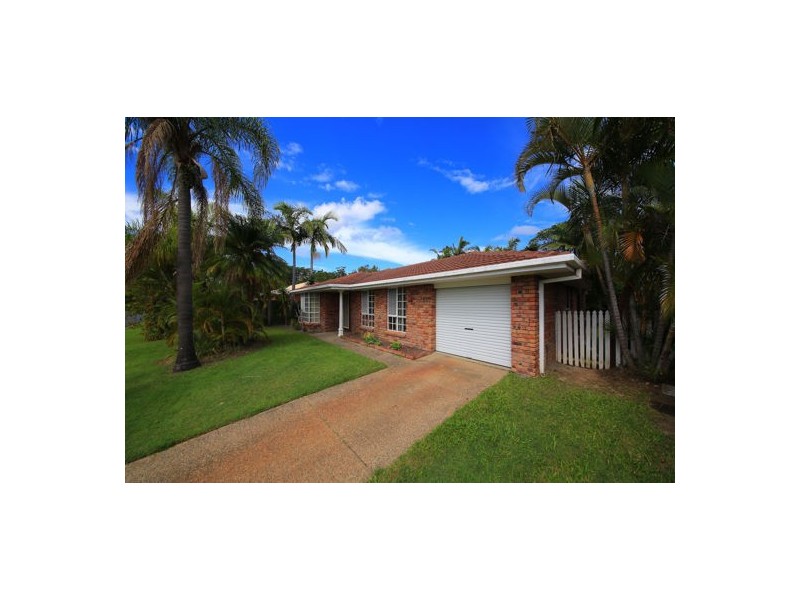 4 Roker Drive, Currumbin Waters QLD 4223