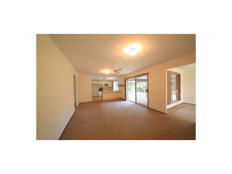 4 Roker Drive, Currumbin Waters QLD 4223