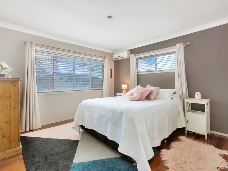 15 Novello Street, Mansfield QLD 4122