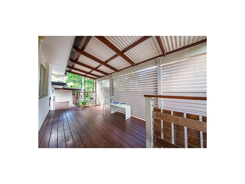 5 Susanne Street, Southport QLD 4215