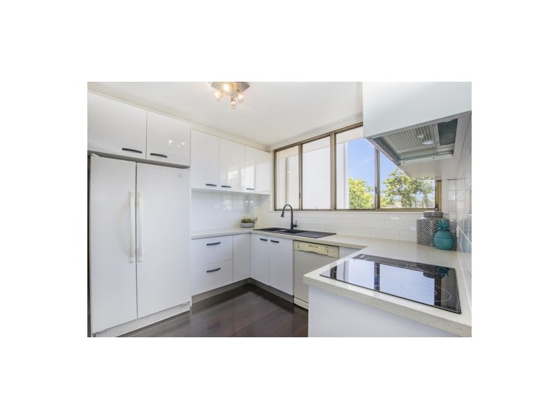 16/7 Campbell Street, Bundall QLD 4217