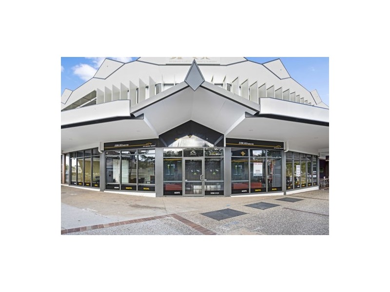 LEASE B, 33 RACECOURSE ROAD, Hamilton QLD 4007