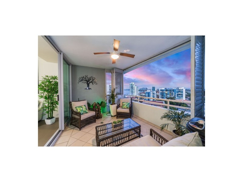 1105/360 Marine Parade, Labrador QLD 4215