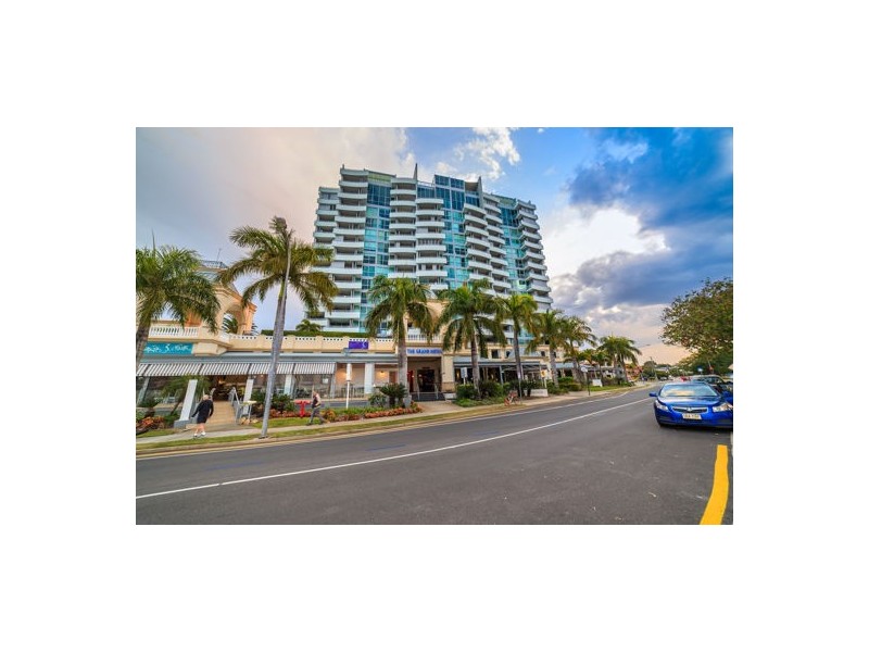 1105/360 Marine Parade, Labrador QLD 4215