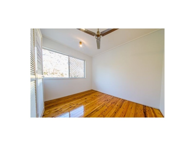 10 Primrose Street, Logan Central QLD 4114