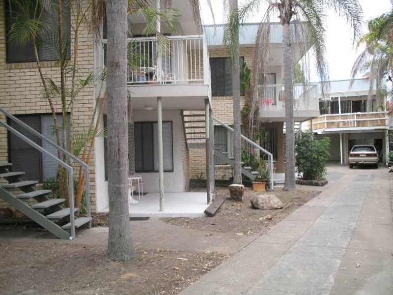 1-6/480 Charlton Esplanade, Torquay QLD 4655
