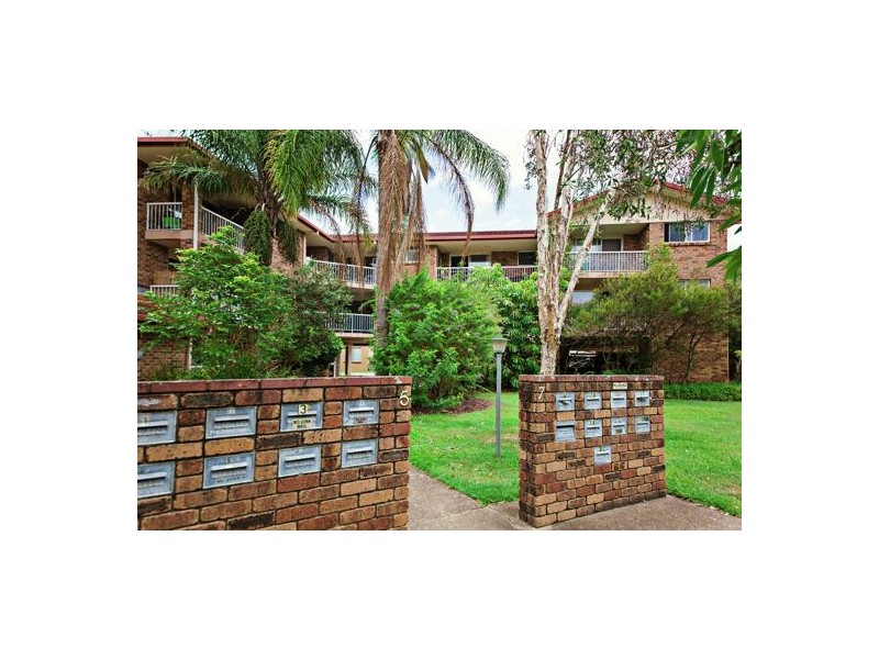 5/5 Rolan Court, Palm Beach QLD 4221