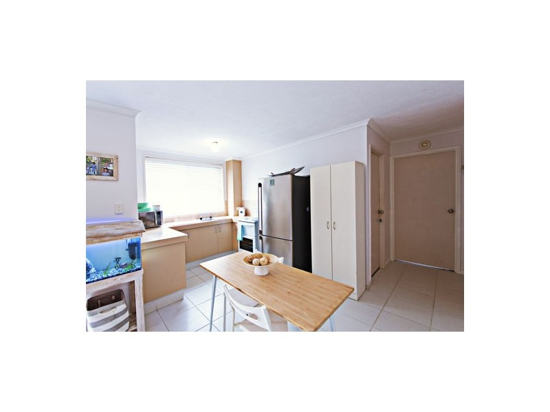 5/5 Rolan Court, Palm Beach QLD 4221