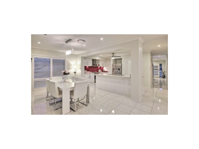 43 McGarry St, Eight Mile Plains QLD 4113