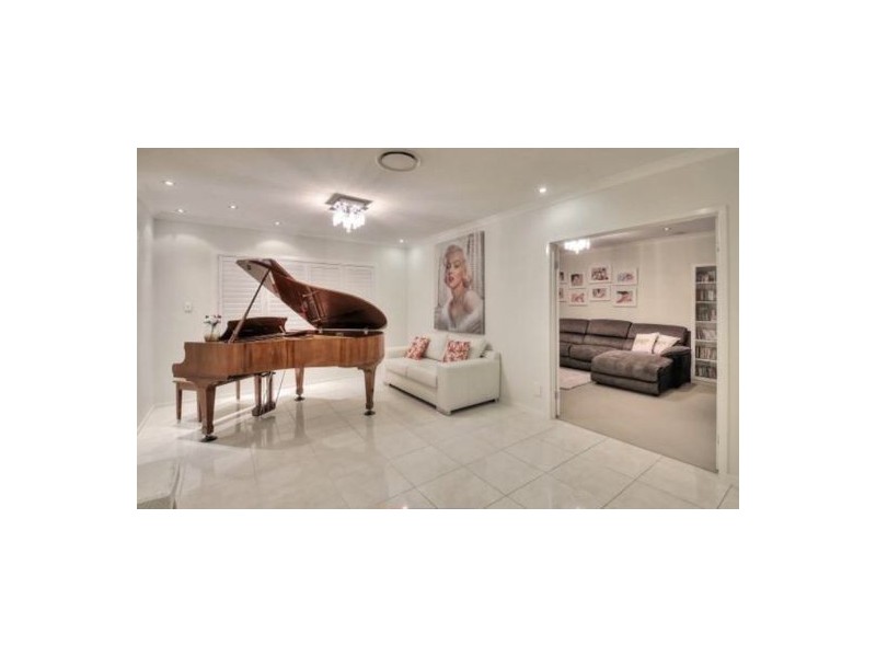 43 McGarry St, Eight Mile Plains QLD 4113