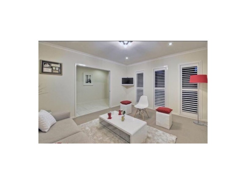 43 McGarry St, Eight Mile Plains QLD 4113