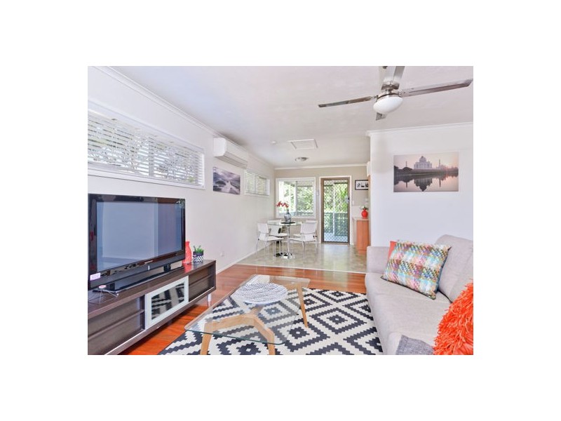 18 Shelley Street, Strathpine QLD 4500