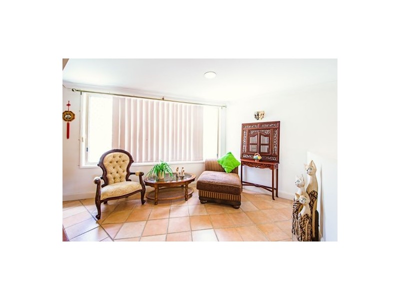 8 Wickepin Court, Elanora QLD 4221