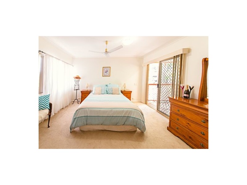 8 Wickepin Court, Elanora QLD 4221