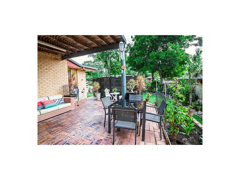 8 Wickepin Court, Elanora QLD 4221