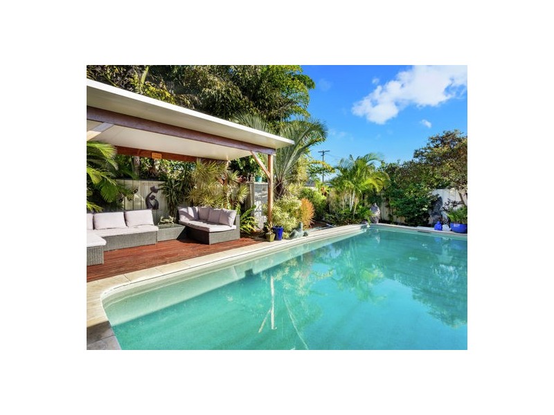 28 Illaroo Street, Palm Beach QLD 4221