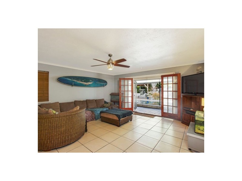 28 Illaroo Street, Palm Beach QLD 4221