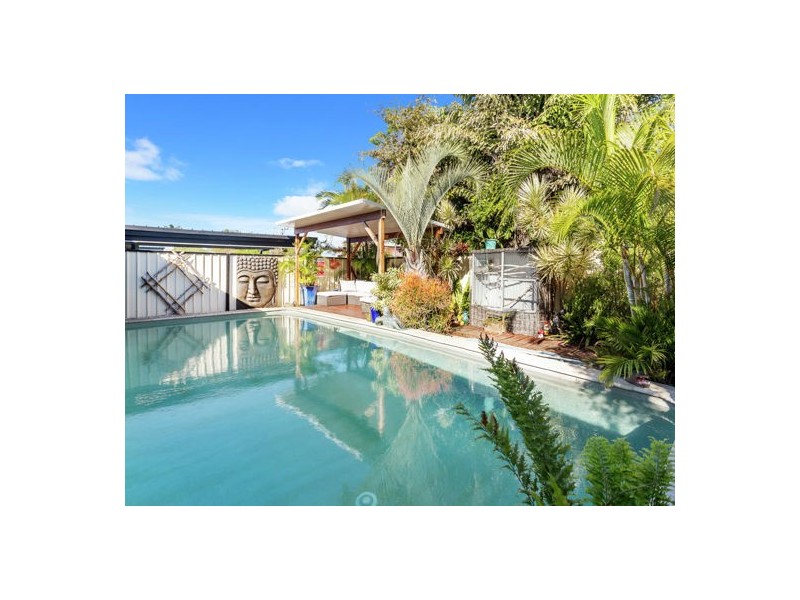 28 Illaroo Street, Palm Beach QLD 4221